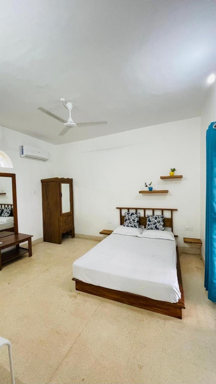 Jaladarshini Lakeside Gardens Coulão Exterior foto